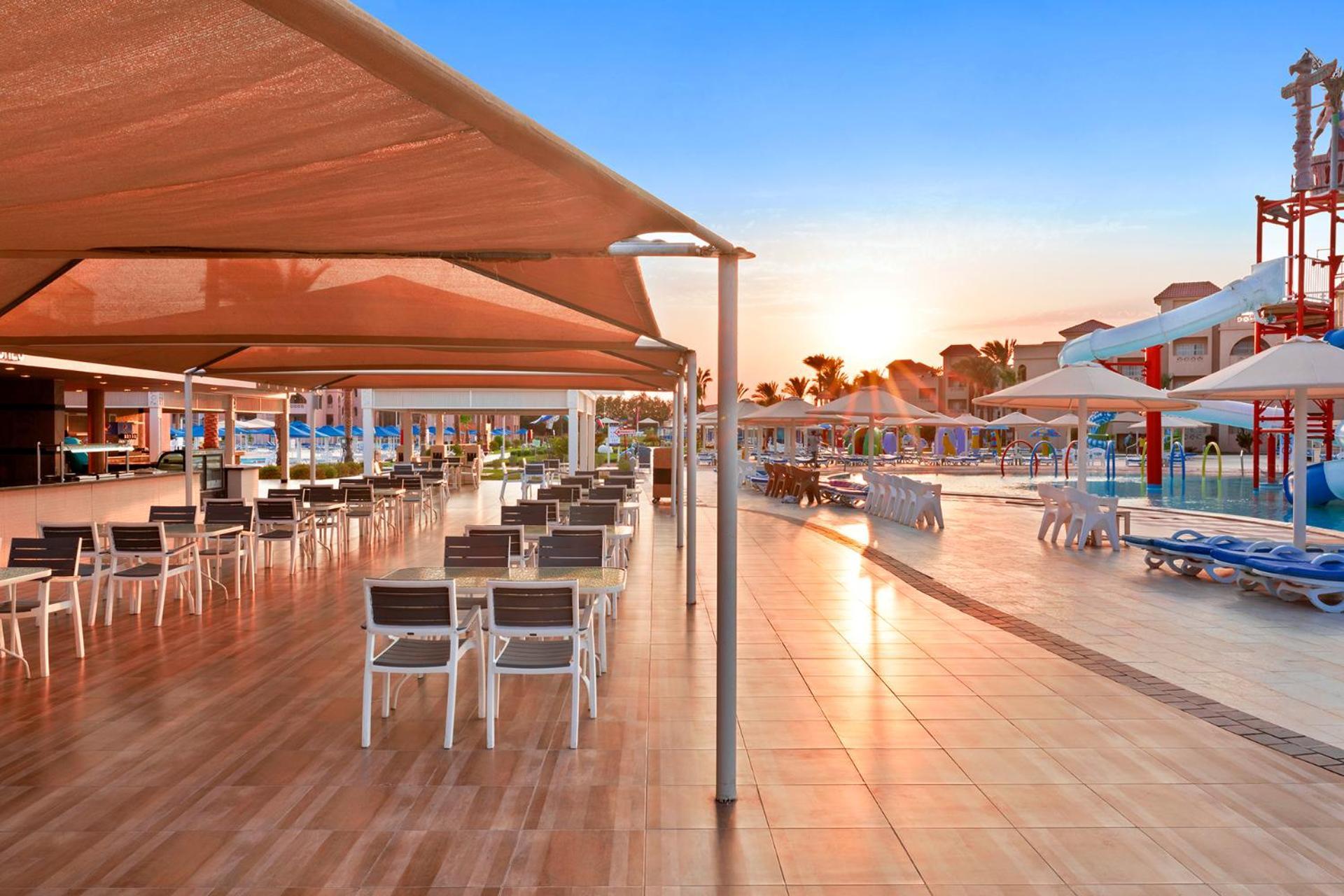 Pickalbatros Aqua Blu Resort - Hurghada Bagian luar foto