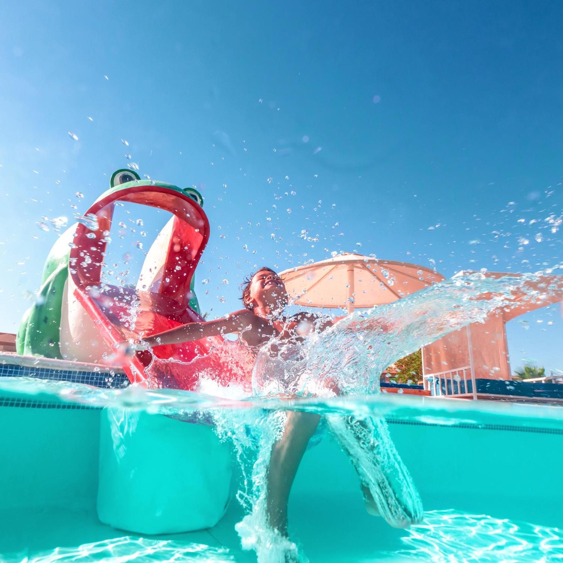 Pickalbatros Aqua Blu Resort - Hurghada Bagian luar foto